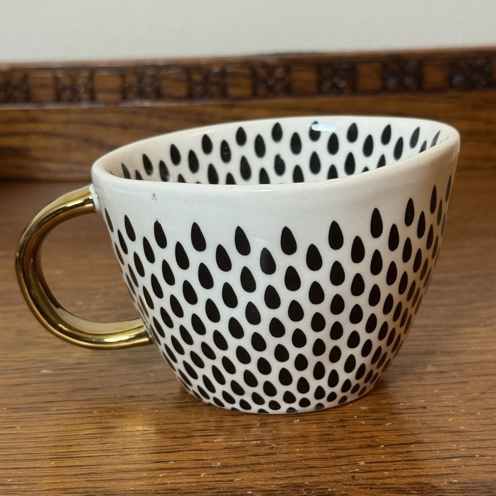 The Old Pottery Company Black Teardrop Pattern Mug Gold Handle Modern 10oz